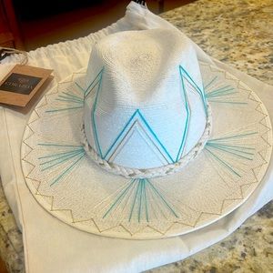 Corazon Playero hat NWT, Isabella Aquamarine